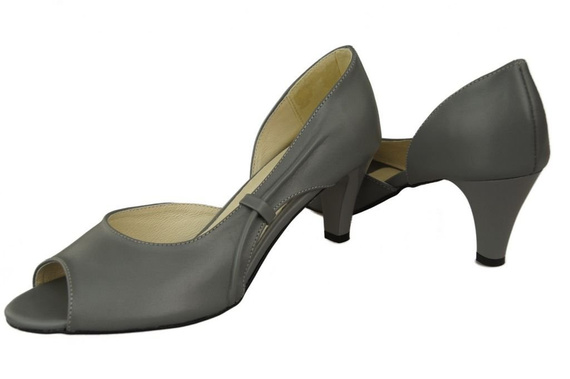 Damenschuhe Sandalen Grau Naturleder 566 ElitaBut