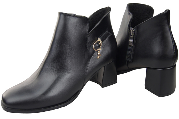 Damen-Stiefeletten ElitaBut 226 Schwarz aus Naturleder, gefüttert, eckige Zehenkappe, Blockabsatz