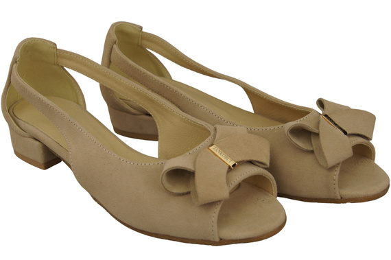 Schuhe Damensandalen Beige Natürliches Wildleder 994 Kombination aus Stil und Komfort ElitaBut