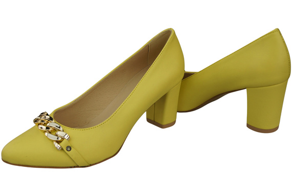 Klassische Frauen Lemon Naturleder Schuhe mit Gold Ornament Kette 200 ElitaBut