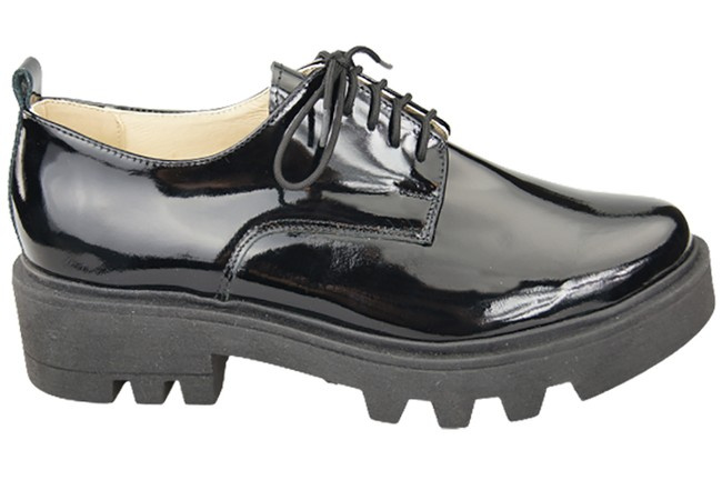 Schuhe Damen Schnürschuhe Schwarz Glänzendes Naturlackleder 180 ElitaBut