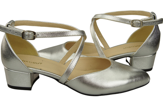 Damen Sandalen Echtleder Silber mit Riemen Niedriger Absatz 223 ElitaBut