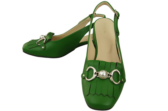 Damenschuhe Grün Sandalen mit Fransen verziert Naturleder 208 ElitaBut