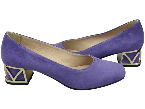 Bequeme Damenschuhe Violett Pumps mit dekorativem Absatz Natürliches Wildleder 219 von ElitaBut
