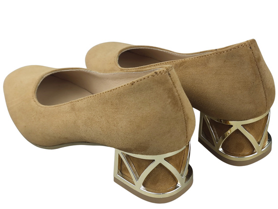 Bequeme Damenschuhe Rotes Pumps mit dekorativem Absatz Natürliches Wildleder 219 von ElitaBut