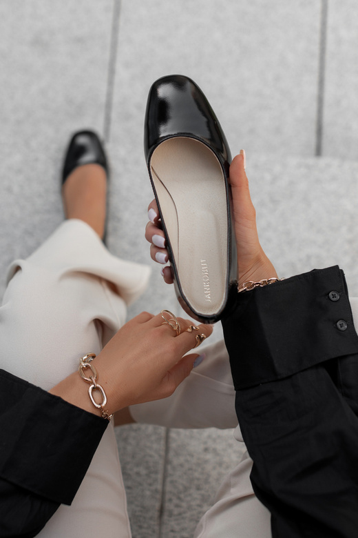 Flache Frauen Schuhe Schwarz glänzend Dekorative Ferse Naturleder 209 ElitaBut