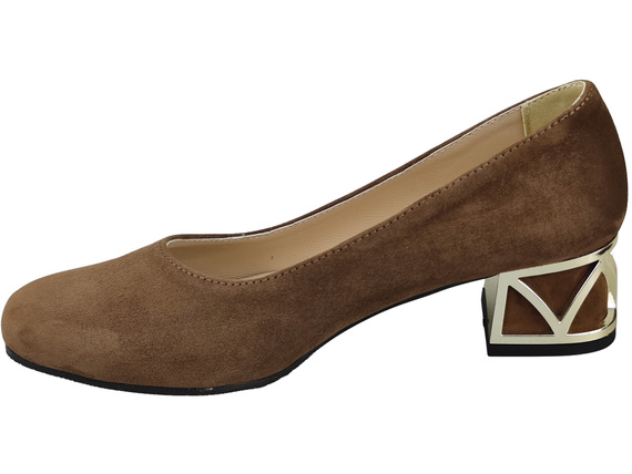 Bequeme Damenschuhe Braun Pumps mit dekorativem Absatz Natürliches Wildleder 219 von ElitaBut