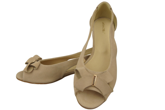 Schuhe Damensandalen Beige Natürliches Wildleder 994 Kombination aus Stil und Komfort ElitaBut