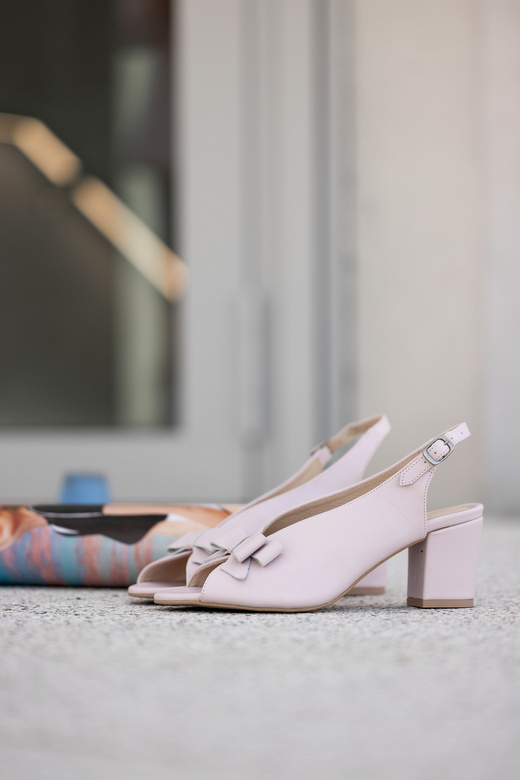 Damenschuhe Sandalen Pink Powder, natürliches genarbtes Leder, 148 L ElitaBut