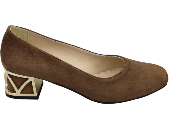 Bequeme Damenschuhe Braun Pumps mit dekorativem Absatz Natürliches Wildleder 219 von ElitaBut