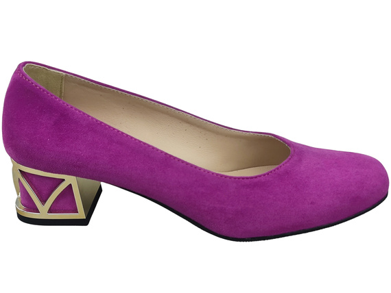 Bequeme Damenschuhe Cyclamen Pumps mit dekorativem Absatz Natürliches Wildleder 219 von ElitaBut