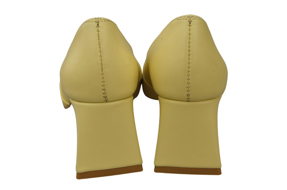 Damen Pumps Banane Echtleder Spitz Zehen Absatz ElitaBut 221